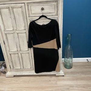 White House Black Market - 12 - Black and Tan body on dress